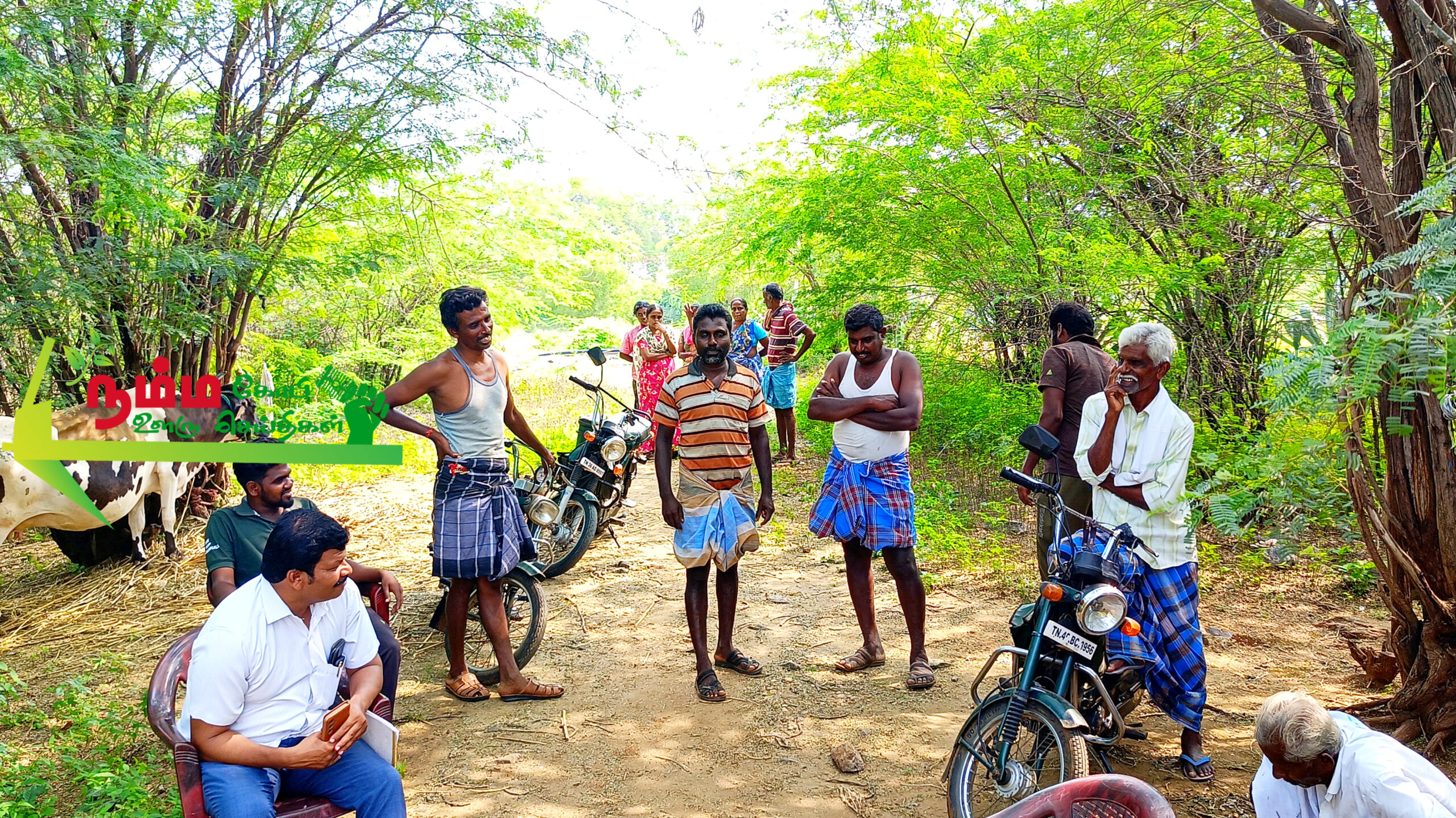 கோபிசெட்டிபாளையம் அருகே மர்ம விலங்கு கடித்ததில் 9 ஆடுகள் பலி. சம்பவ இடத்தில் டி.என்.பாளையம் வனத்துறையினர் மற்றும் சிறுவலூர் காவல்துறையினர் விசாரணை 4 1000032821 scaled
