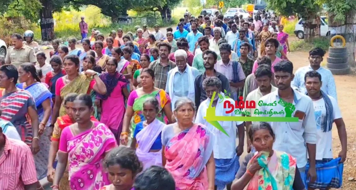 கோபிசெட்டிபாளையம் அருகே கர்ப்பிணி பெண் பிரசவத்திற்கு பிறகு உயிரிழந்த சம்பவத்தில் பெண்ணின் உடலை நல்லடக்கம் செய்யாமல் போராட்டத்தில் ஈடுபட்ட வந்த கிராம மக்கள் கோபி சார் ஆட்சியர் அலுவலகத்தில் ஊர்வலமாகச் சென்று மனு அளித்தனர். 2 1000263147