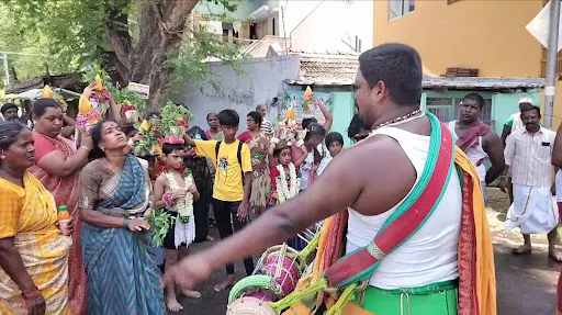 கோபிசெட்டிபாளையம் புகழேந்தி வீதியில் அமைந்துள்ள மசிரிமாரியம்மன் கோவில் பொங்கல் திருவிழா 7 1717077619310739 6
