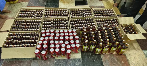 கோபிசெட்டிபாளையம் அருகே மொடச்சூர் பகுதியில் சட்டவிரோதமாக மது விற்பனையில் ஈடுபட்டு வந்தவரை மதுவிலக்கு காவல்துறையினர் கைது 2 1717686919832456 1
