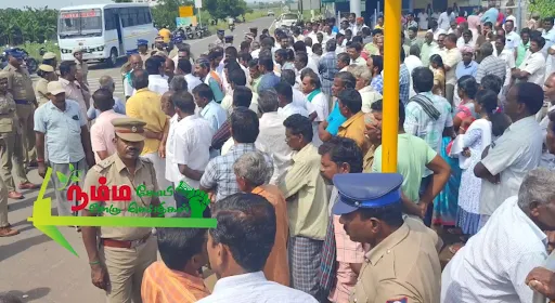 வன விலங்குகள் விவசாய பயிர்களை சேதப்படுத்துவதை தடுக்க வலியுறுத்தியும், விவசாயிகள் மீது வழக்கு போடுவதை நிறுத்த வலியுறுத்தி 200க்கும் மேற்பட்ட விவசாயிகள் கள்ளிப்பட்டியில் போராட்டம். 3 1720600347906106 2