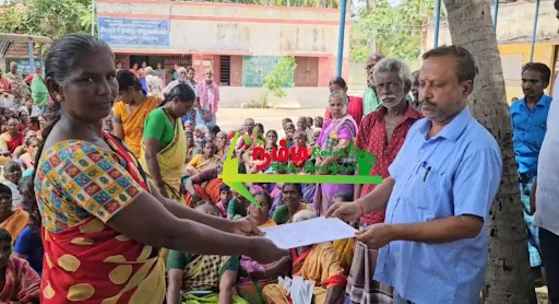 கோபிசெட்டிபாளையம் அடுத்துள்ள புஞ்சை துறையம்பாளையம் ஊராட்சி மன்ற அலுவலகத்தில்,100 நாள் வேலை உறுதி திட்ட தொழிலாளர்களுக்கு உடனடியாக வேலை வழங்க வலியுறுத்தி 300 கும் மேற்பட்ட தொழிலார்கள் மனு அளித்தனர். 6 1720601811285626 5