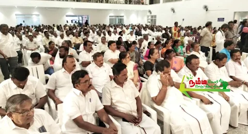 மறைந்த முன்னாள் நாடாளுமன்ற உறுப்பினர் வி.பி.சண்முகசுந்தரம் நினைவேந்தல் நிகழ்ச்சியில் திராவிடர் கழக தலைவர் கி.வீரமணி கலந்து கொண்டு வி.பி.சண்முகசுந்தரம் உருவ படத்தை திறந்து வைத்தார். 6 1721983508425336 3