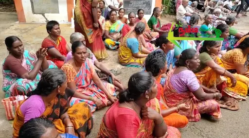 கோபி அருகே உள்ள அக்கரை கொடிவேரி ஊராட்சியில் தாழ்த்தப்பட்ட மக்களுக்கான மயானத்தை தனியார் ஆக்கிரமிப்பில் இருந்து மீட்டு தரக்கூறி கிராம மக்கள் கோபி கோட்டாட்சியர் அலுவலகத்தில் காத்திருப்பு போராட்டத்தில் ஈடுபட்டு வருகின்றனர். 2 1722099271085136 1
