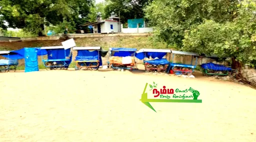 கோபிசெட்டிபாளையம் அடுத்துள்ள கொடிவேரி அணையில் இன்று 18 ஆடிப்பெருக்கை சுற்றுலா பயணிகளின்றி வெறிச்சோடி காணப்பட்டது. 6 1722663242362333 5