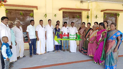 நம்பியூர் அருகே பொது தேர்வில் 491 மதிப்பெண்கள் பெற்ற அரசு பள்ளி மாணவிக்கு கு 50,000 ஊக்கத்தொகை வழங்கப்பட்டது. 1 1723594817511488 0