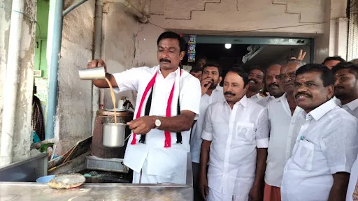 At Moonam Palli near Nambiur, the AIADMK candidate gathered votes in a traditional manner by pouring tea in a tea shop.