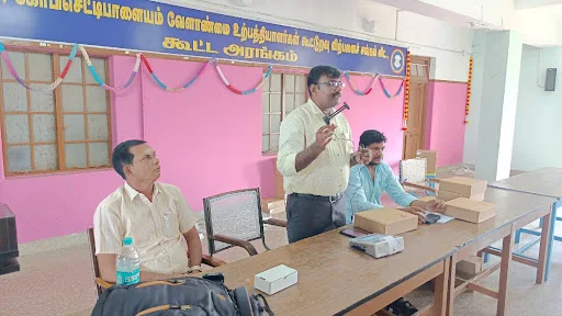 Shopsellers are trained on the new P OS tool implementation system for justification in gobichettipalayam