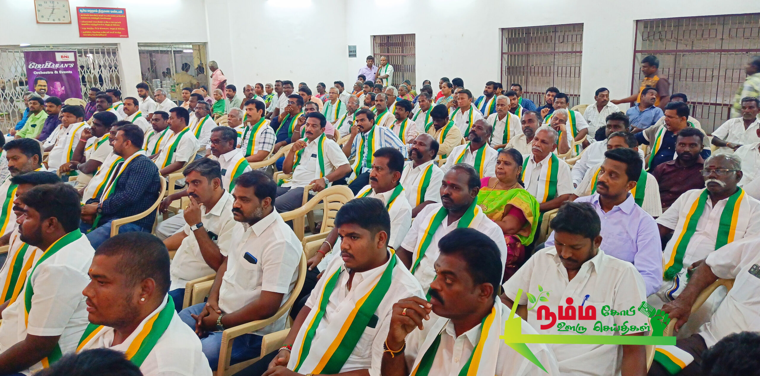 கோபிசெட்டிபாளையம் தனியார் திருமண மண்டபத்தில் அனைத்து வியாபாரிகள் முன்னேற்ற சங்கம் சார்பில் முதலாம் ஆண்டு விழா மற்றும் 42 வது மாநில மாநாடு வணிகர் அதிகார பிரகடன மாநாடு விளக்க கூட்டம் 2 InShot 20250310 211051091 scaled