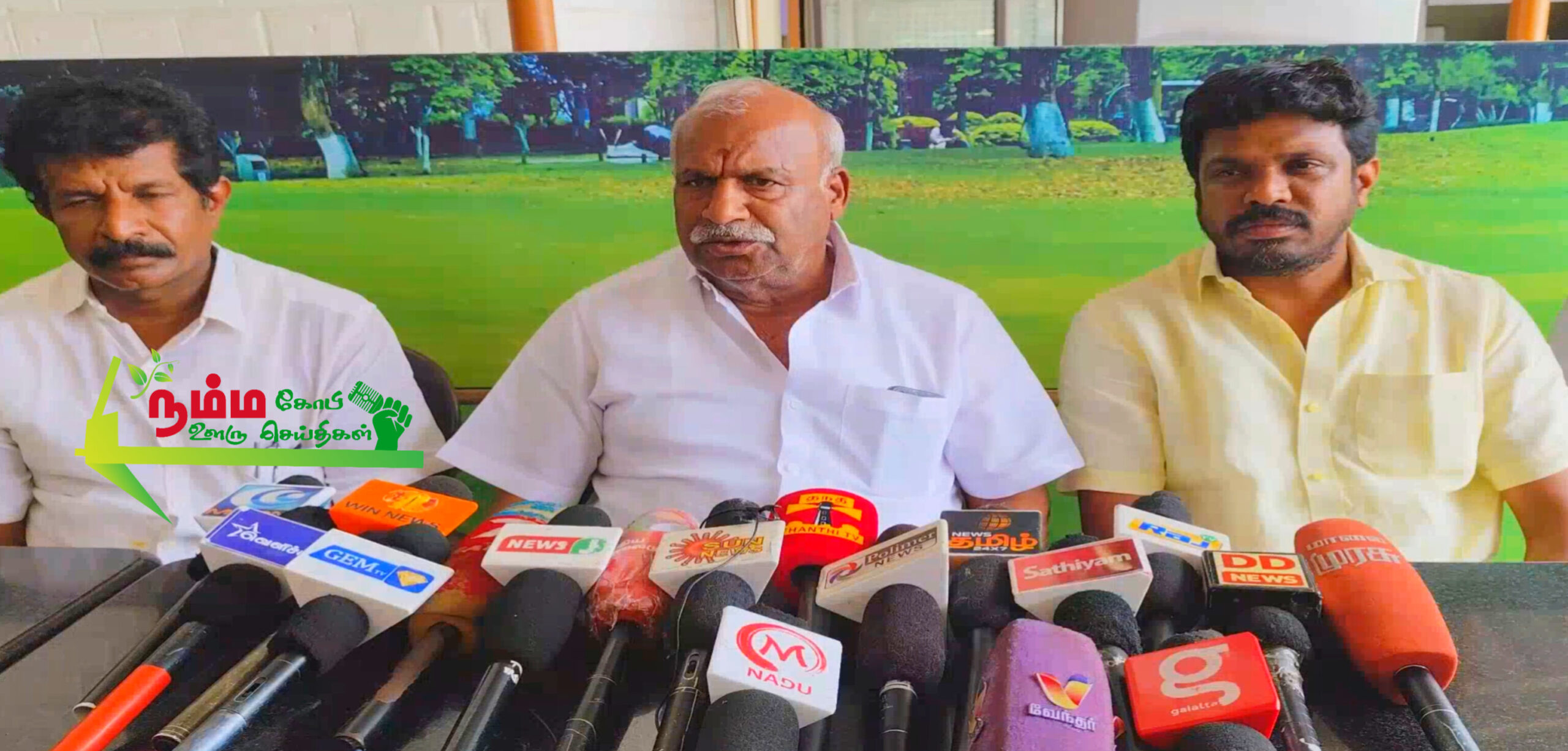 Interview with Hindu Munnani state president Kadeshwara Subramaniam in Gopichettipalayam.