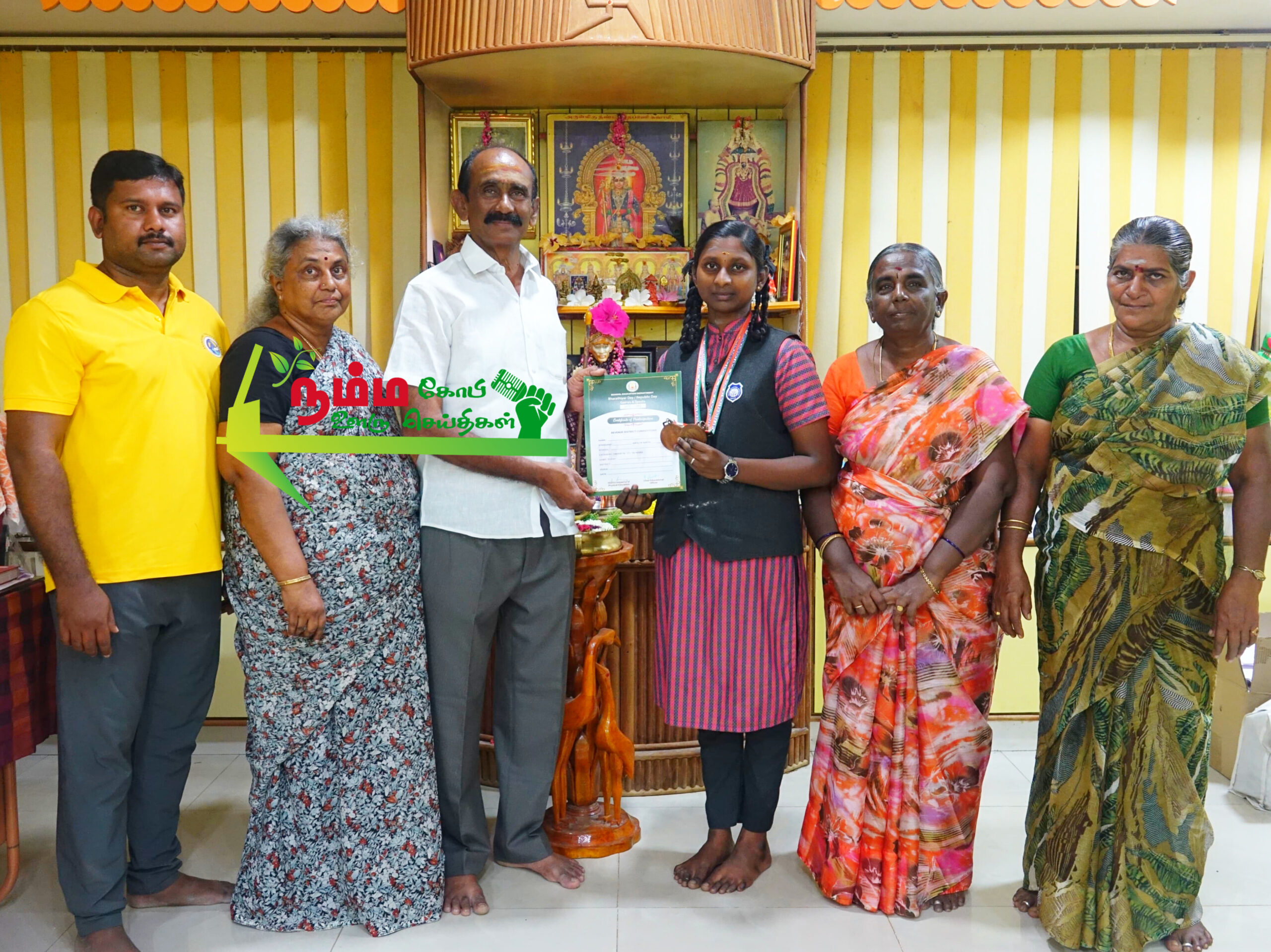 Kumuda school girl won two bronze medals in national level sword fighting competition