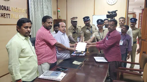 One lakh rupees seized without proper documents during a vehicle search conducted by the Election Monitoring Station at Getiseviur near Gobi.