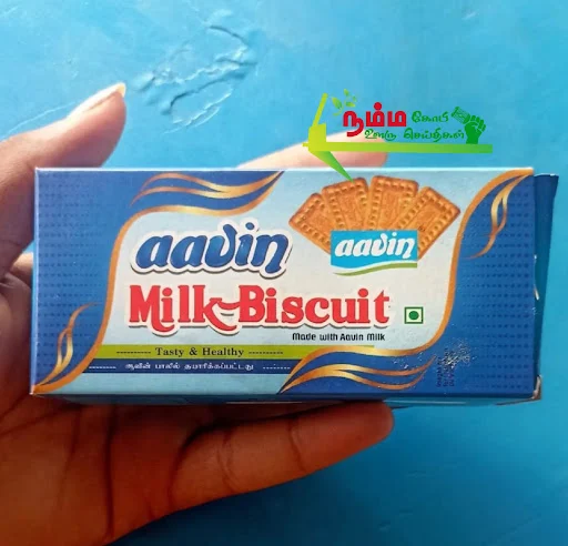 Expirited biscuits brought in the Au van near gobi Food Safety Department Officers Action