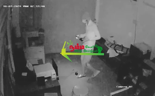 The pirate within the photo studio at the Polavacli Parallel near gobi robbed items including a computer, printer, and hardisk worth 2 lakhs.